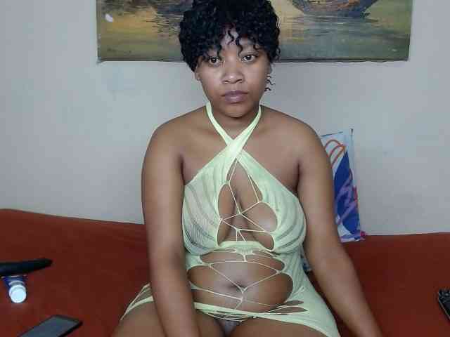 CutiebarbieXX webcam