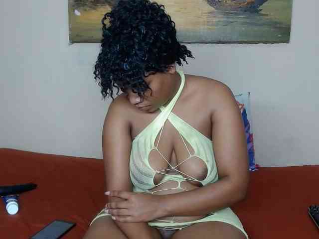 CutiebarbieXX webcam