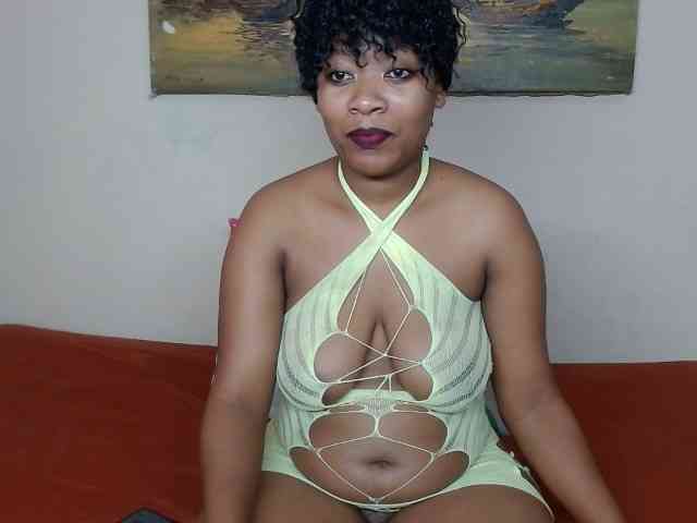 CutiebarbieXX webcam