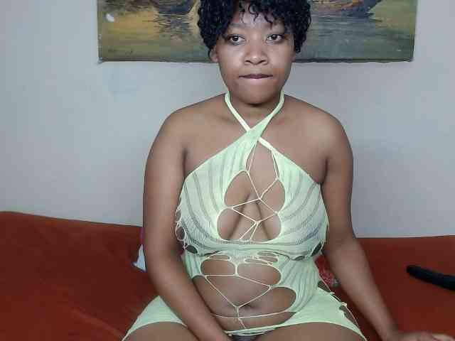 CutiebarbieXX webcam
