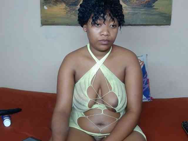 CutiebarbieXX webcam