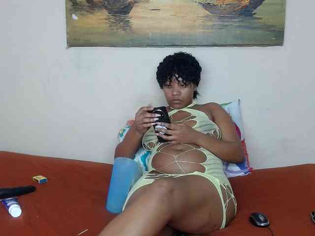 CutiebarbieXX webcam