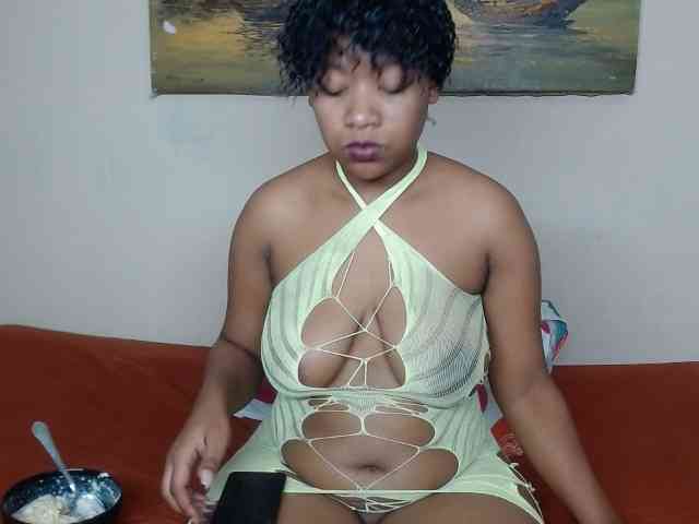 CutiebarbieXX webcam