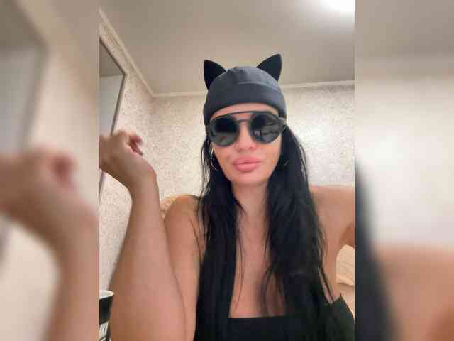 VampIrina11 webcam