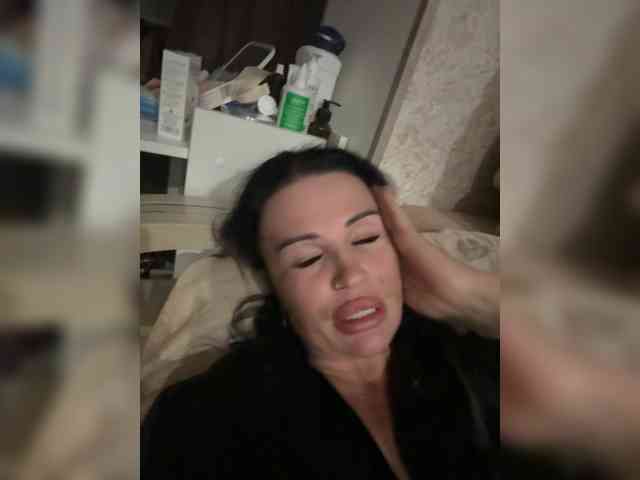 VampIrina11 webcam