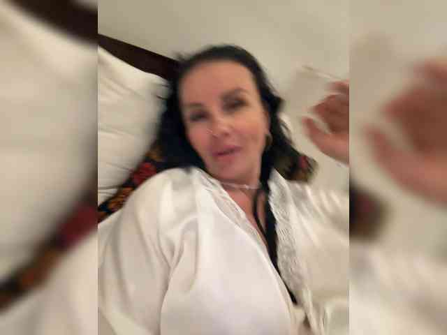 VampIrina11 Live Webcam on BongaCams