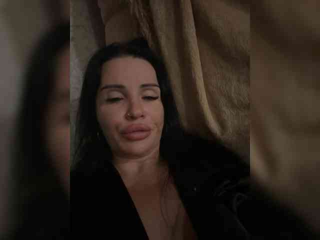 VampIrina11 webcam