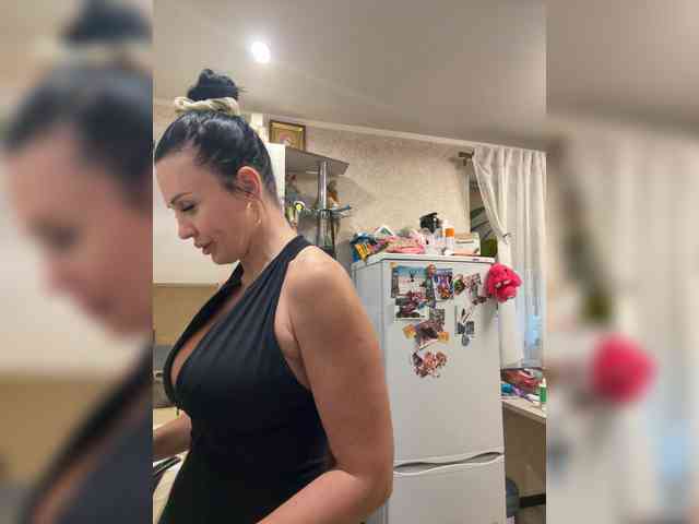 VampIrina11 Live Webcam on BongaCams