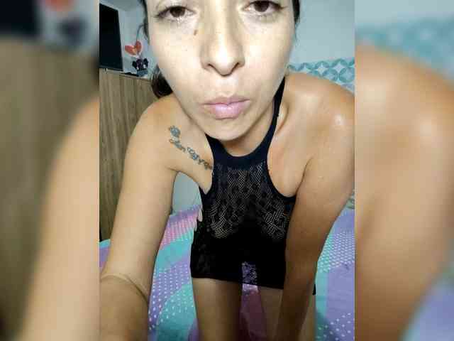 Laviniaydavi webcam