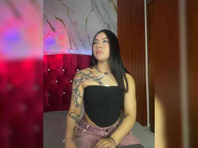 Emily22x webcam
