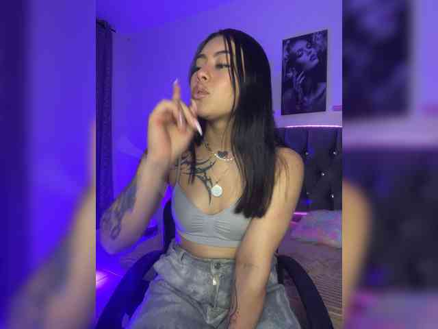 Emily22x webcam