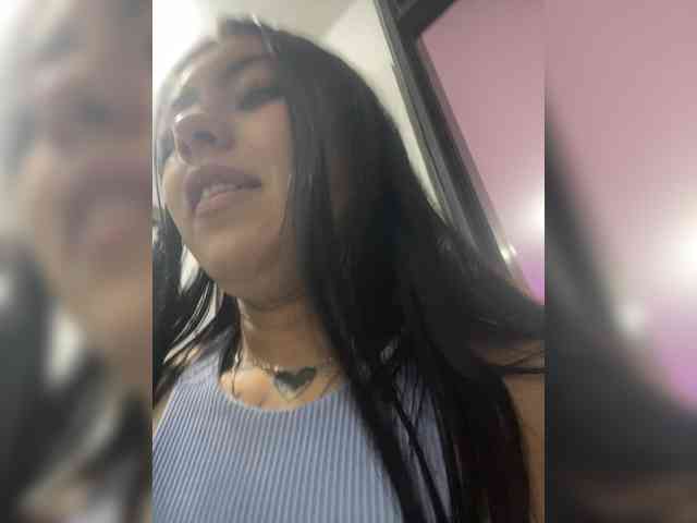 Emily22x webcam