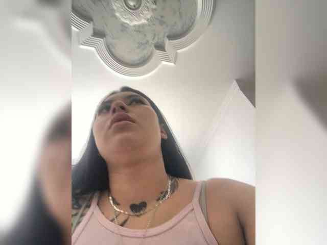 Emily22x webcam