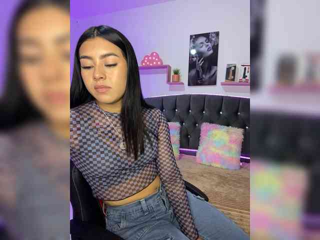 Emily22x