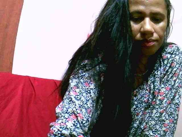 Rnathalie Live Webcam on BongaCams