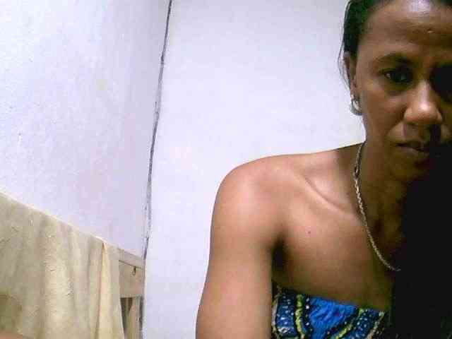 Rnathalie Live Webcam on BongaCams
