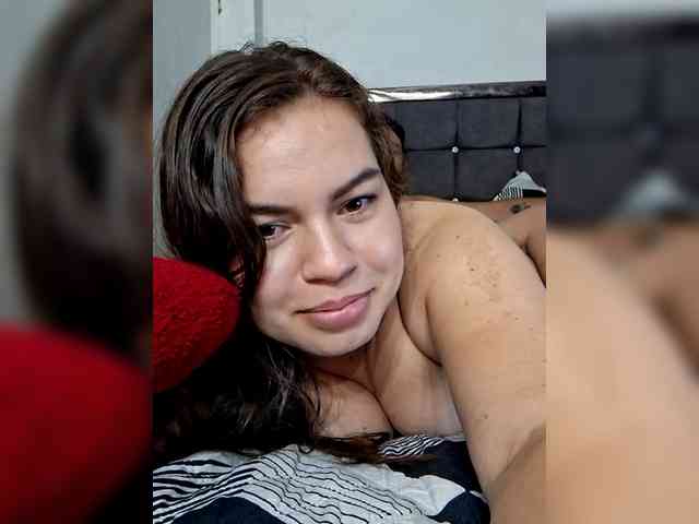 katyandxxx-1 webcam
