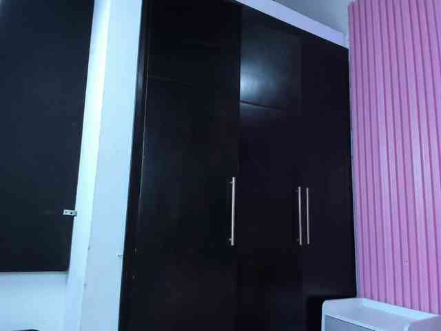 PerlaaRouse webcam