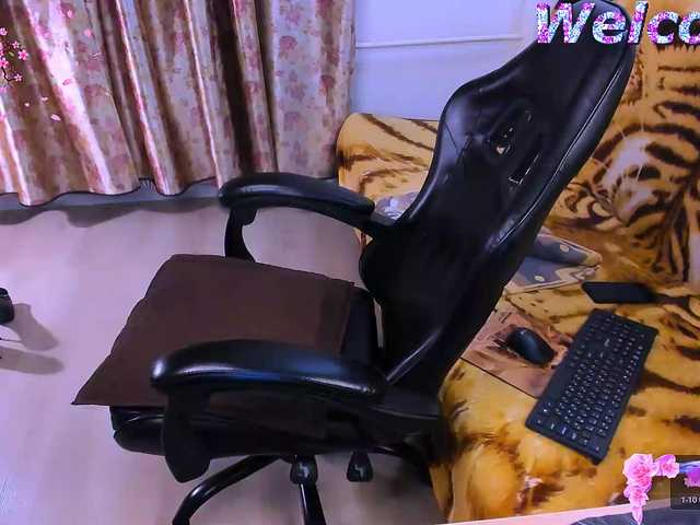 SabrinaO's BongaCams show and profile