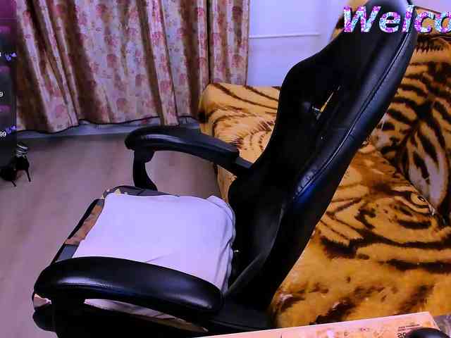 SabrinaO webcam