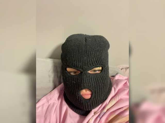 Ellainaa Live Cam on BongaCams