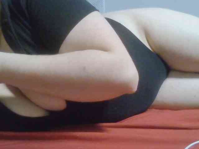Ellainaa webcam