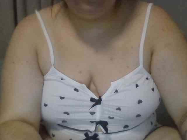 Ellainaa webcam