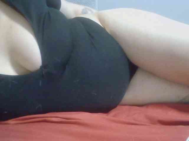 Ellainaa webcam