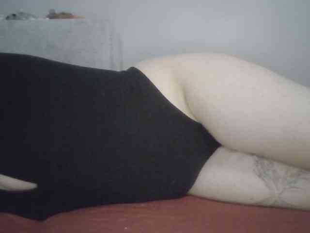 Ellainaa webcam