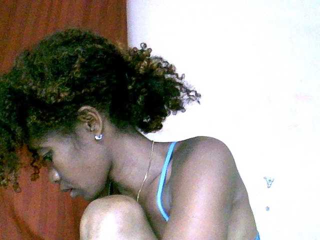 DonnelaQuin's BongaCams show and profile