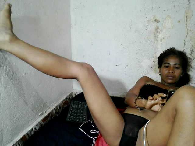 DonnelaQuin's BongaCams show and profile