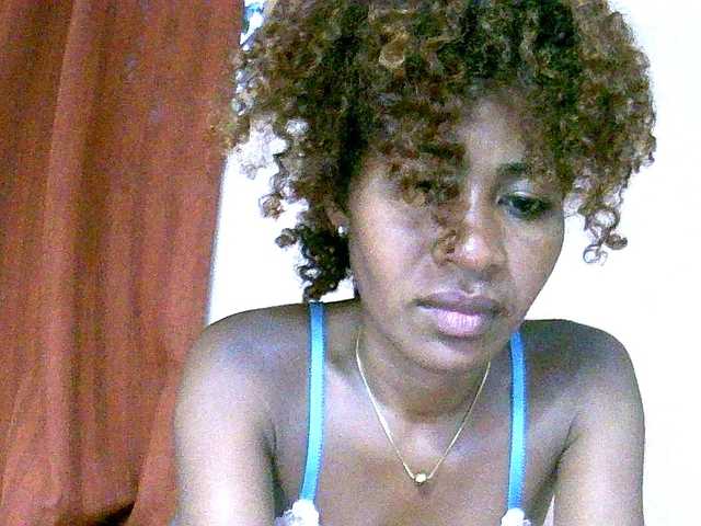 DonnelaQuin's BongaCams show and profile