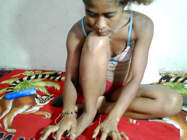 DonnelaQuin's BongaCams show and profile