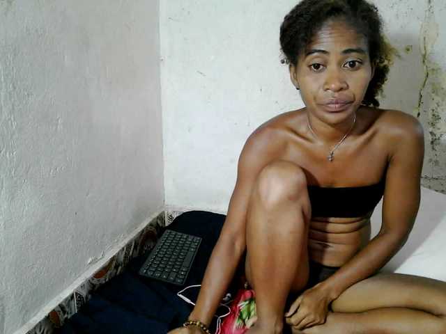 DonnelaQuin's BongaCams show and profile