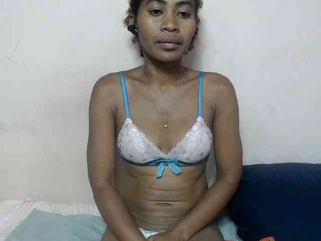 DonnelaQuin webcam