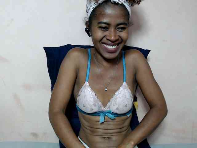 DonnelaQuin webcam