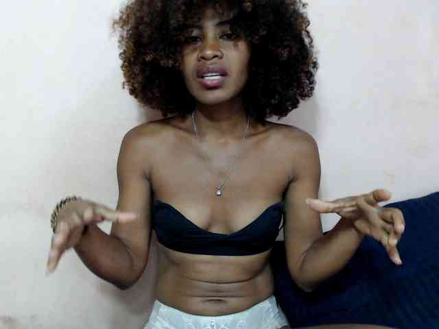 DonnelaQuin webcam