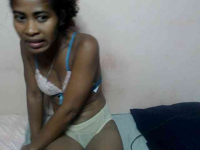 DonnelaQuin webcam