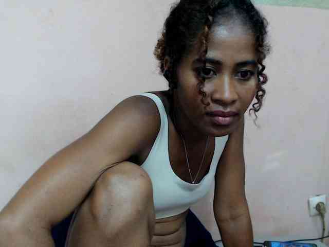 DonnelaQuin webcam