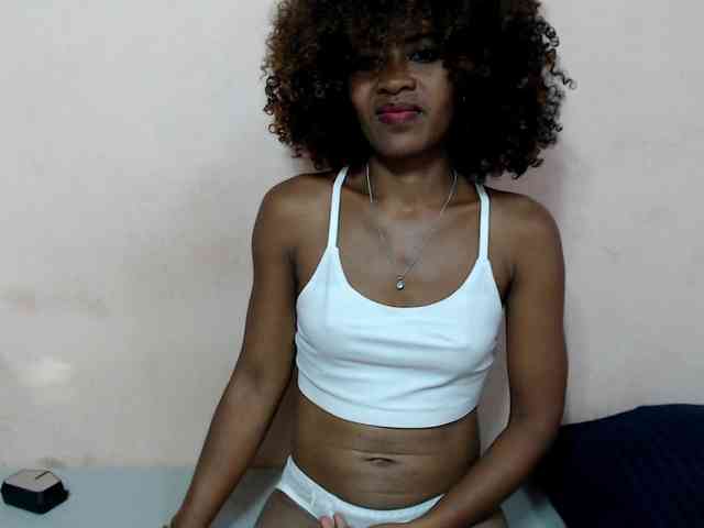 DonnelaQuin webcam