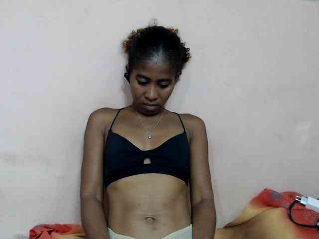 DonnelaQuin webcam