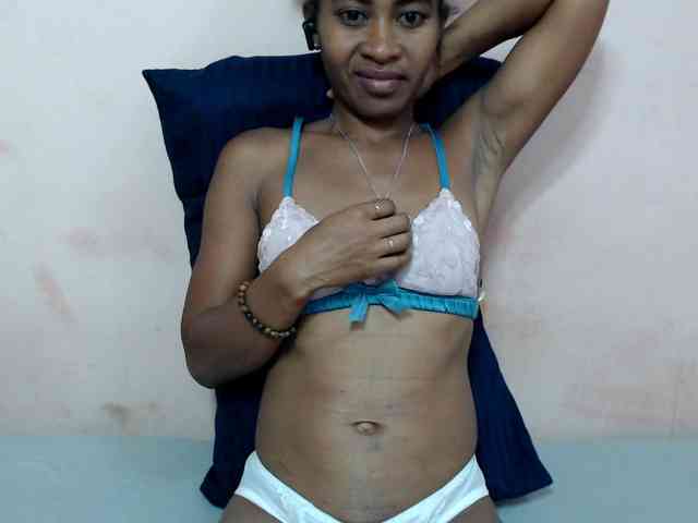 DonnelaQuin webcam