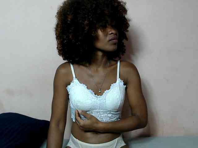 DonnelaQuin webcam