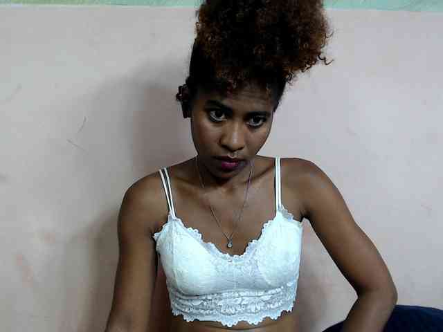 DonnelaQuin webcam