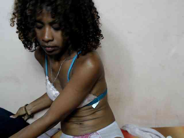 DonnelaQuin webcam