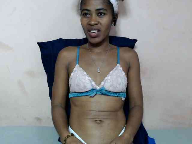 DonnelaQuin webcam