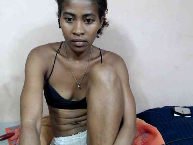 DonnelaQuin webcam