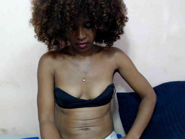DonnelaQuin webcam