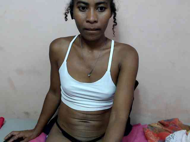 DonnelaQuin webcam