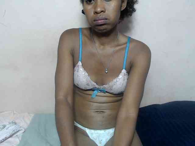 DonnelaQuin webcam